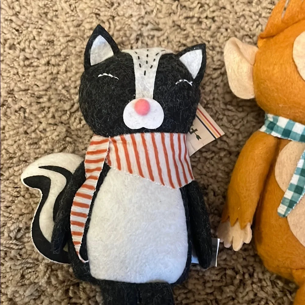 Skunk and Monkey - Picture 3 of 6